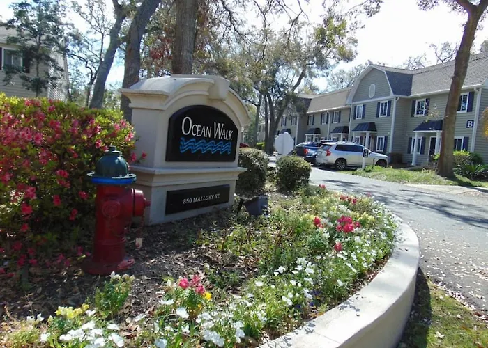 W2 Ocean Walk Resort Upstairs 2 Bed King And Two Twins Next To Back Pool