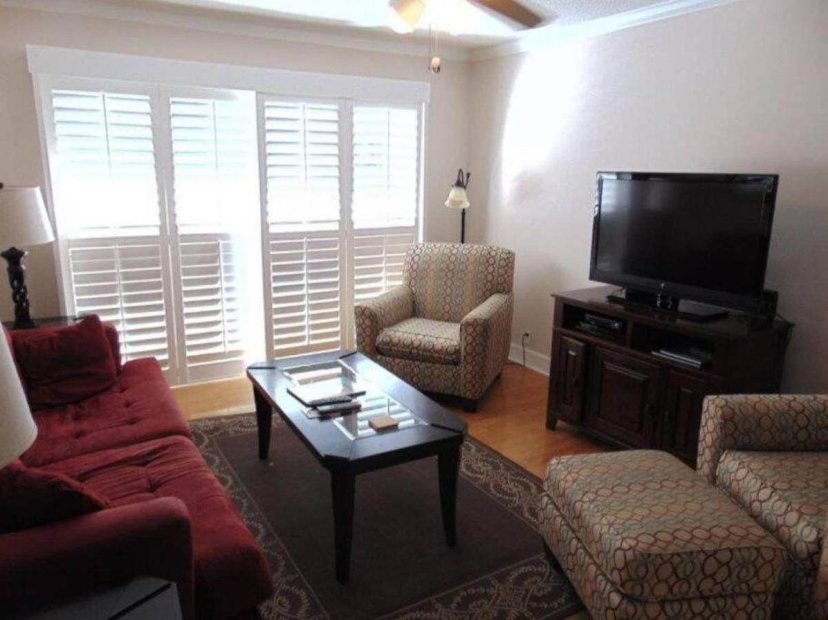W2 Ocean Walk Upstairs 2 Bed King And Two Twins Next To Back Pool Holiday home *