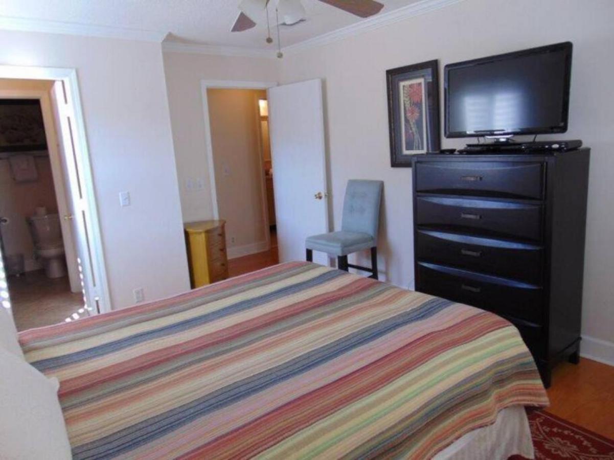W2 Ocean Walk Upstairs 2 Bed King And Two Twins Next To Back Pool *