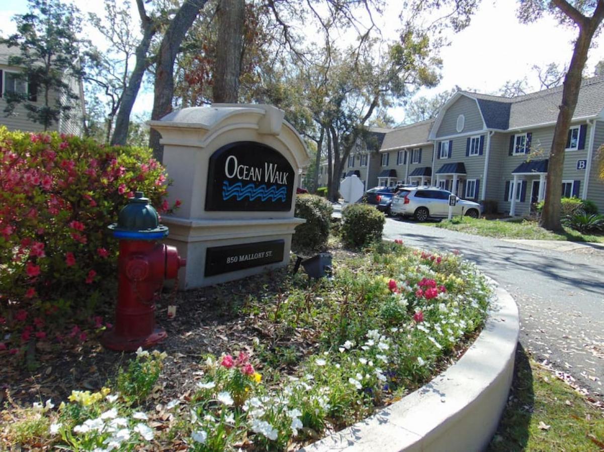 W2 Ocean Walk Upstairs 2 Bed King And Two Twins Next To Back Pool Holiday home